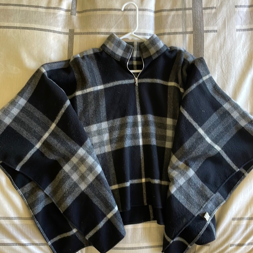 Burberry Merino Wool and Cashmere Poncho